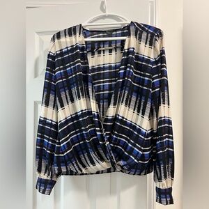 Ann Taylor women’s dress shirt.  Size M.  Like new.